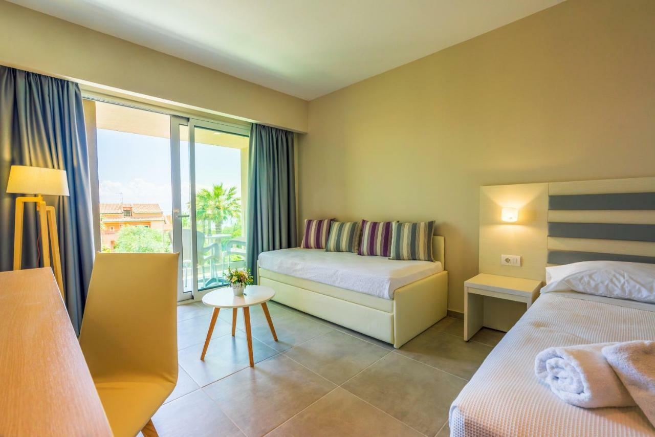 Cnic Gemini Hotel Mesongí